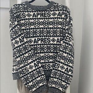 Black and White Après Ski Patterned Women's  Sweater